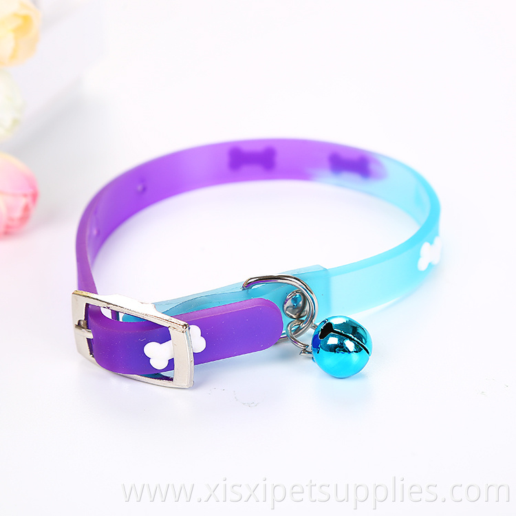 Wholesales Print Pattern Adjustablesilicone Cat Collar with Bell soft pet collar